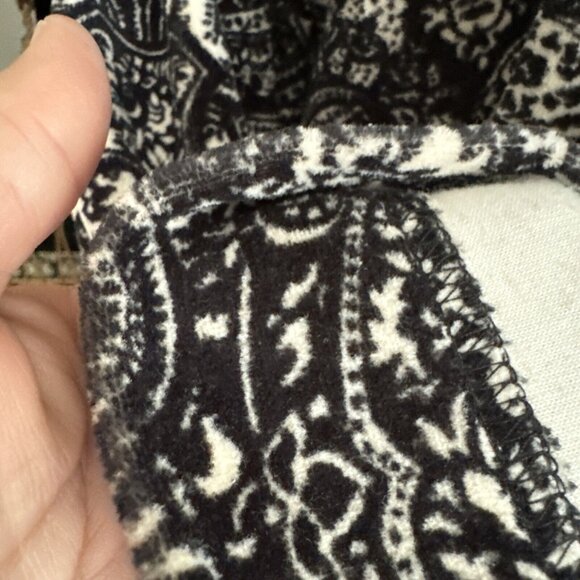 Vintage Women’s Velour Halter Active Sweater Black White Full Zip Size 1X - Picture 9 of 13